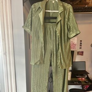 Plissé Pants and Top Set